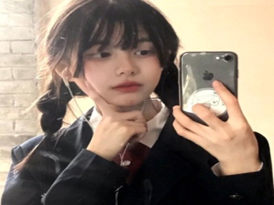 阿娇打开双腿被亲GIF,阿娇GIF动图走红，勇敢挑战自我-2